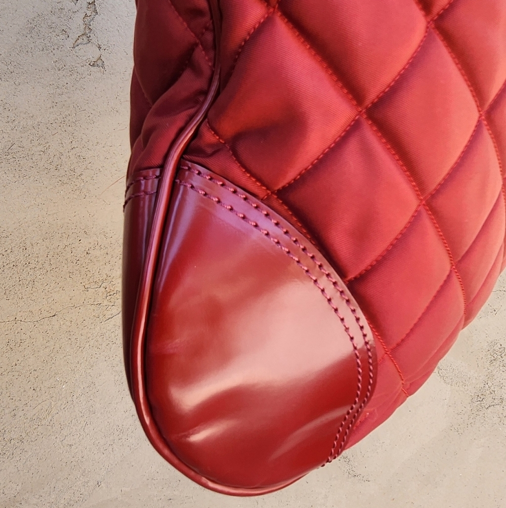 Like New Burberry Quilted Nylon & Patent Leather Hobo Bag w/ Gold Lock & COA - Picture 10 of 15
